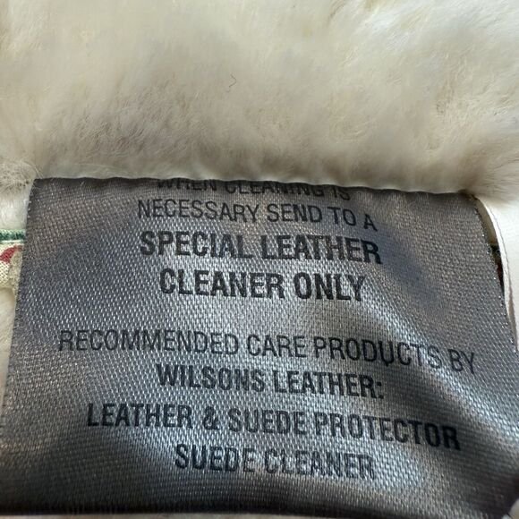 VTG Wilsons Leather Suede Vest Tan Faux Fur Lined Toggle Buttons Boho XL - Picture 9 of 10